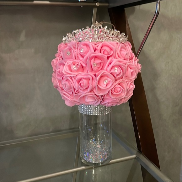 Pink Princess Centerpiece - Picture 1 of 1